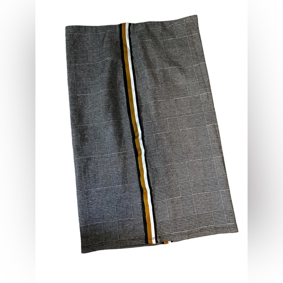 ZARA | pencil skirt in houndstooth with a black/white/gold side stripe size L - Picture 5 of 11